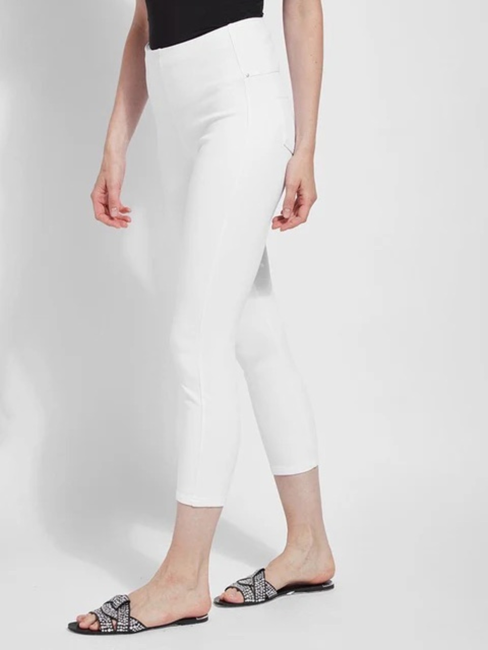 NWT - Lysse White Capri Pants - Size XL